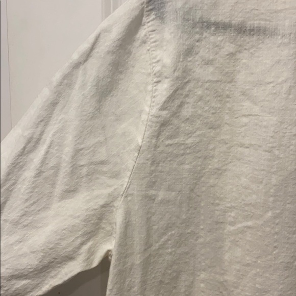 Textured Beachy White Linen Shirt - Picture 11 of 13